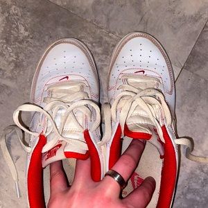 Red and white nike air force 1 for sell too small for me now and wanna sell them